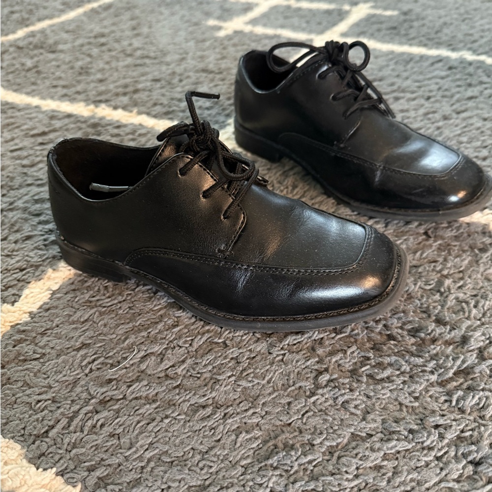 Classic Boys Dress Shoes size 1
